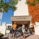 Hotel Nautilus Family 4*