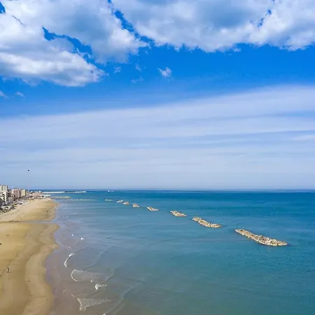 Nautilus Family Hotel 4*