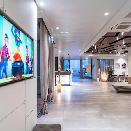 Nautilus Family Hotel 4*