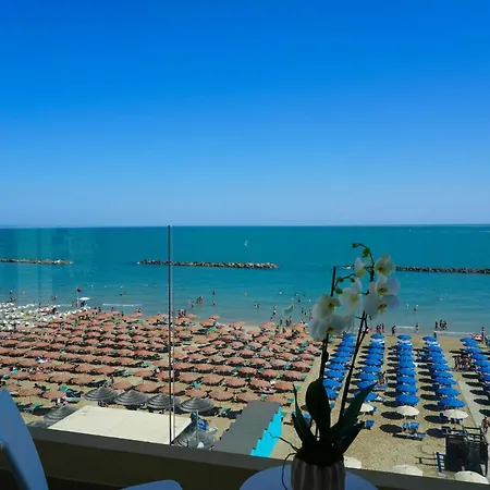 Nautilus Family 4* Pesaro