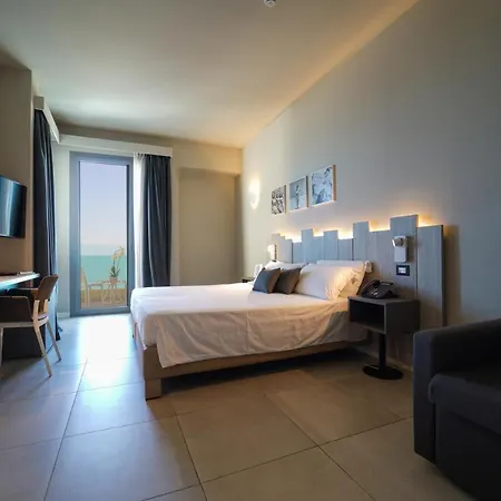 Nautilus Family Szálloda 4*