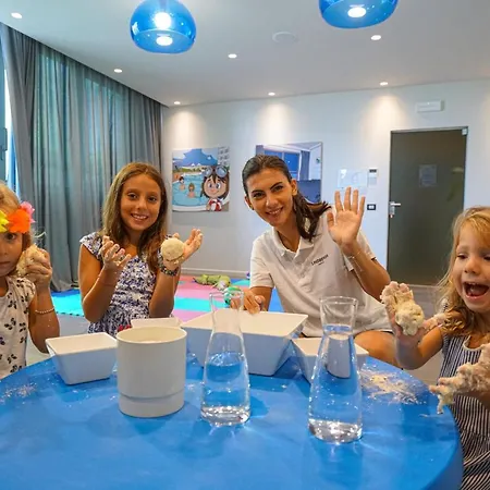 Nautilus Family 4* Pesaro