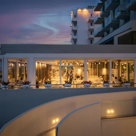 Nautilus Family 4* Pesaro