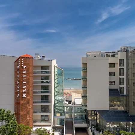 Nautilus Family Hotel