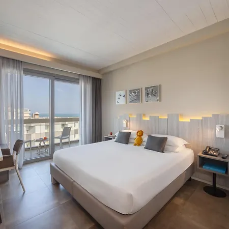 Hotel Nautilus Family 4*