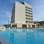 Nautilus Family Ξενοδοχείο 4*