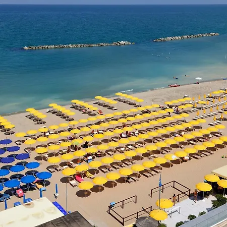 Nautilus Family Отель