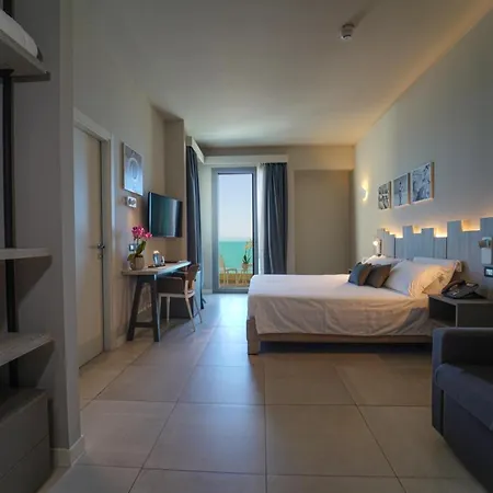 Hotell Nautilus Family 4*