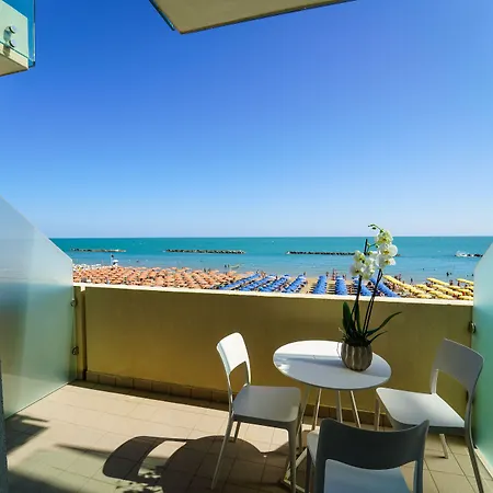 Nautilus Family Hotell Pesaro