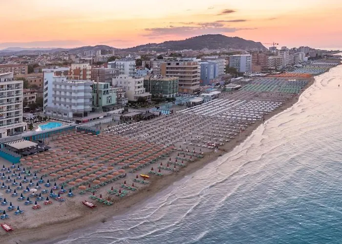 Отель Nautilus Family