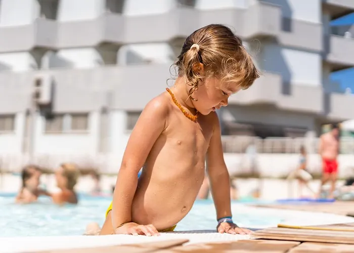 Nautilus Family Hotel 4*