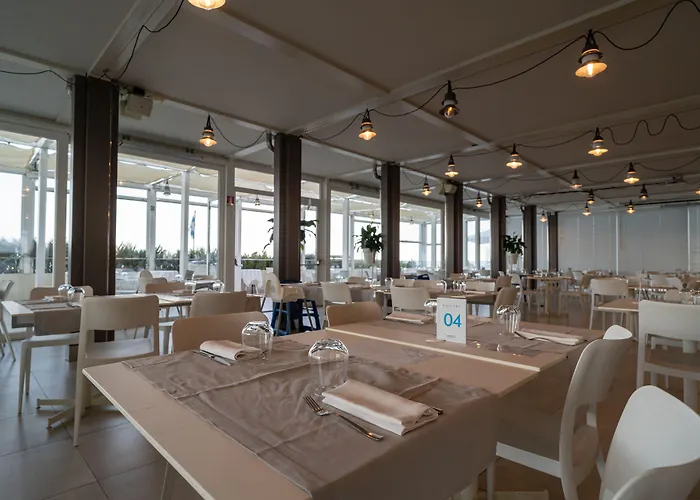 Отель Nautilus Family