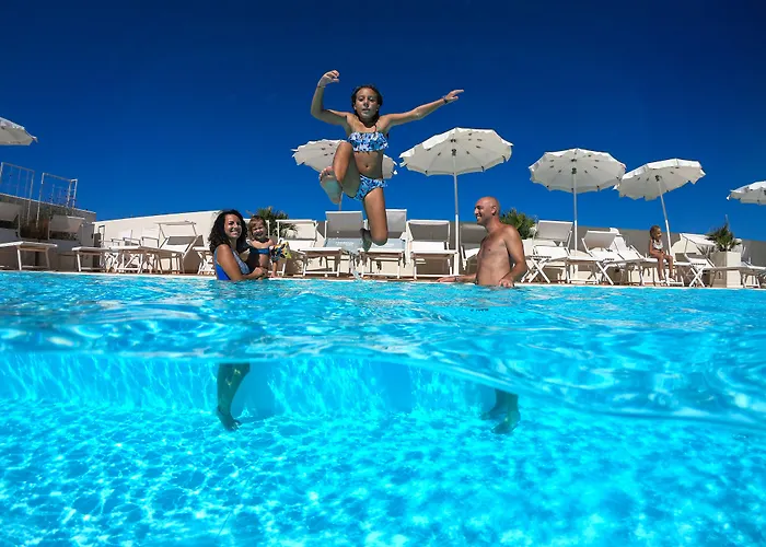 Nautilus Family Отель